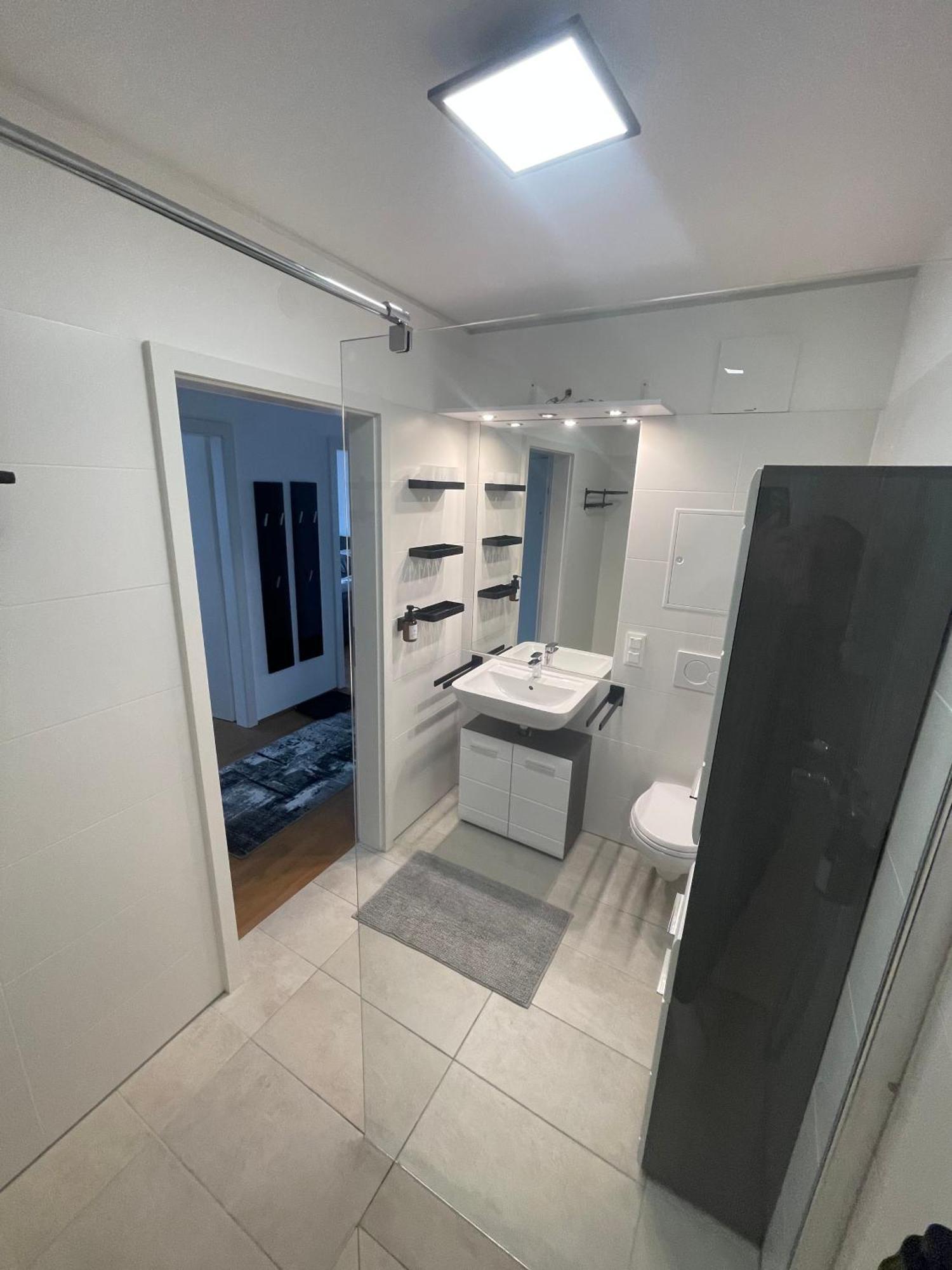 Luxusapartment Mit 40 Qm Terrasse, E-Parkplatz Und Parkplatz Graz Kültér fotó