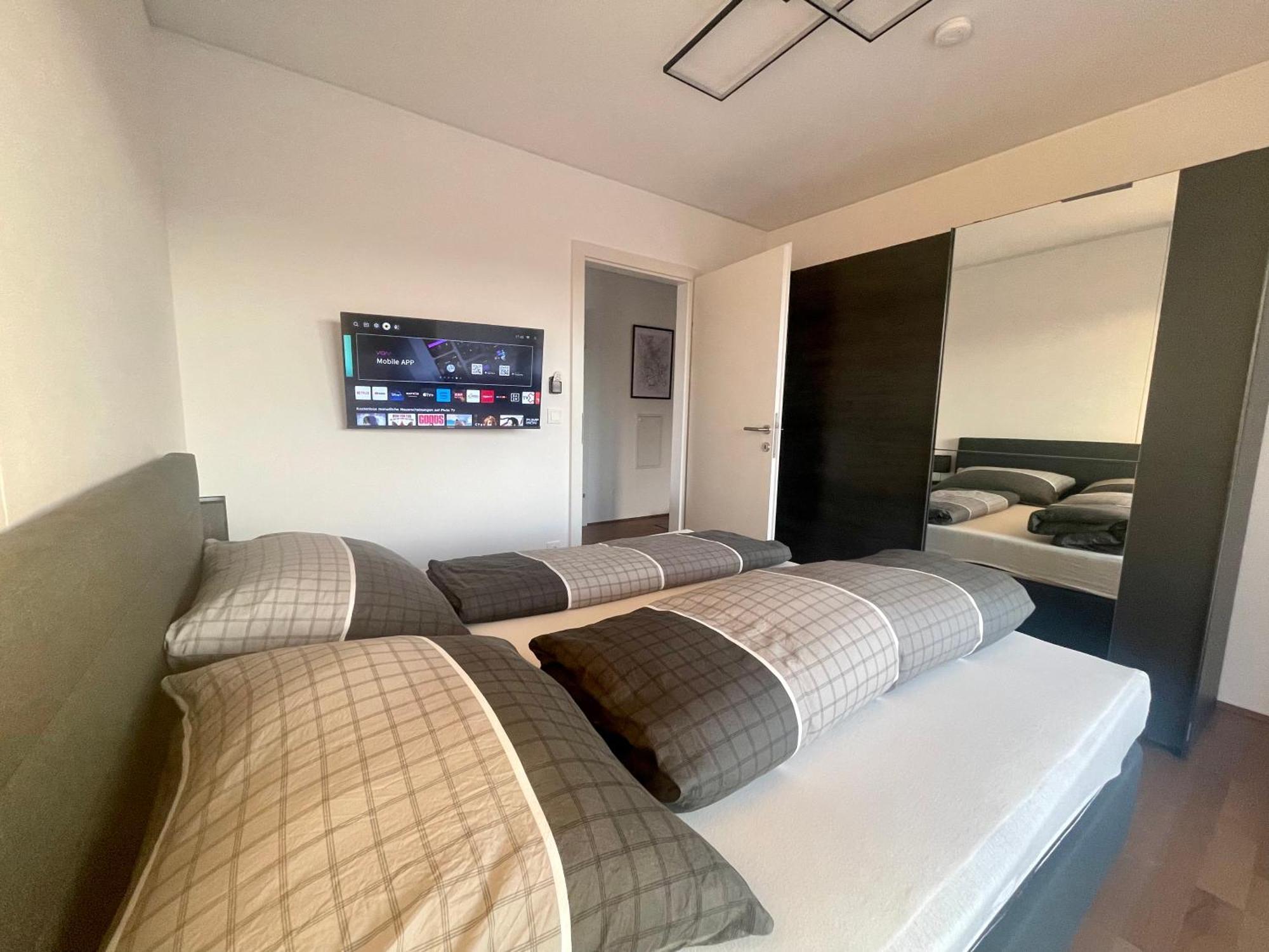 Luxusapartment Mit 40 Qm Terrasse, E-Parkplatz Und Parkplatz Graz Kültér fotó